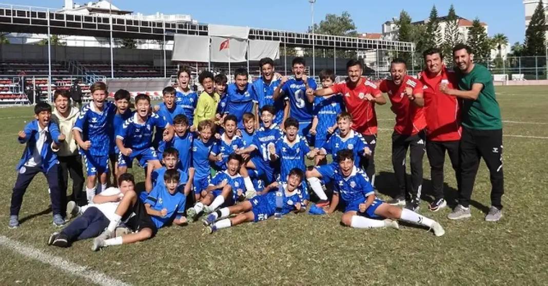 Kemer Stadı Bu Maçı Unutmayacak! Nefes Kesen Derbi 4